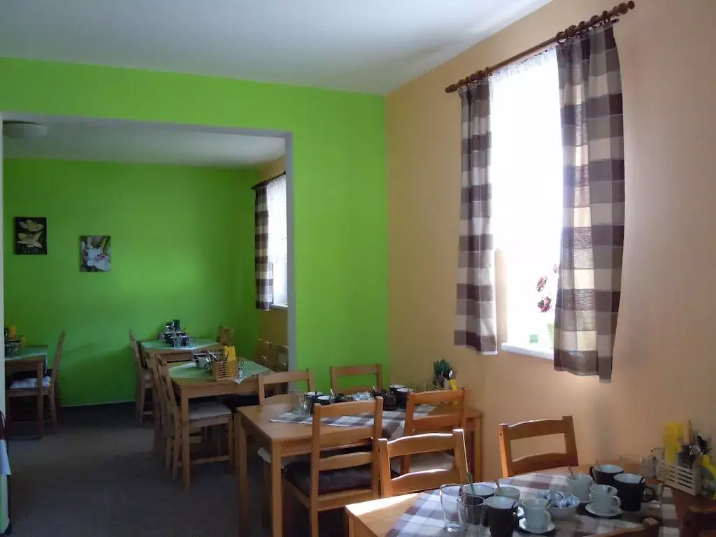 Photo 2 of Hotel Zimní stadion